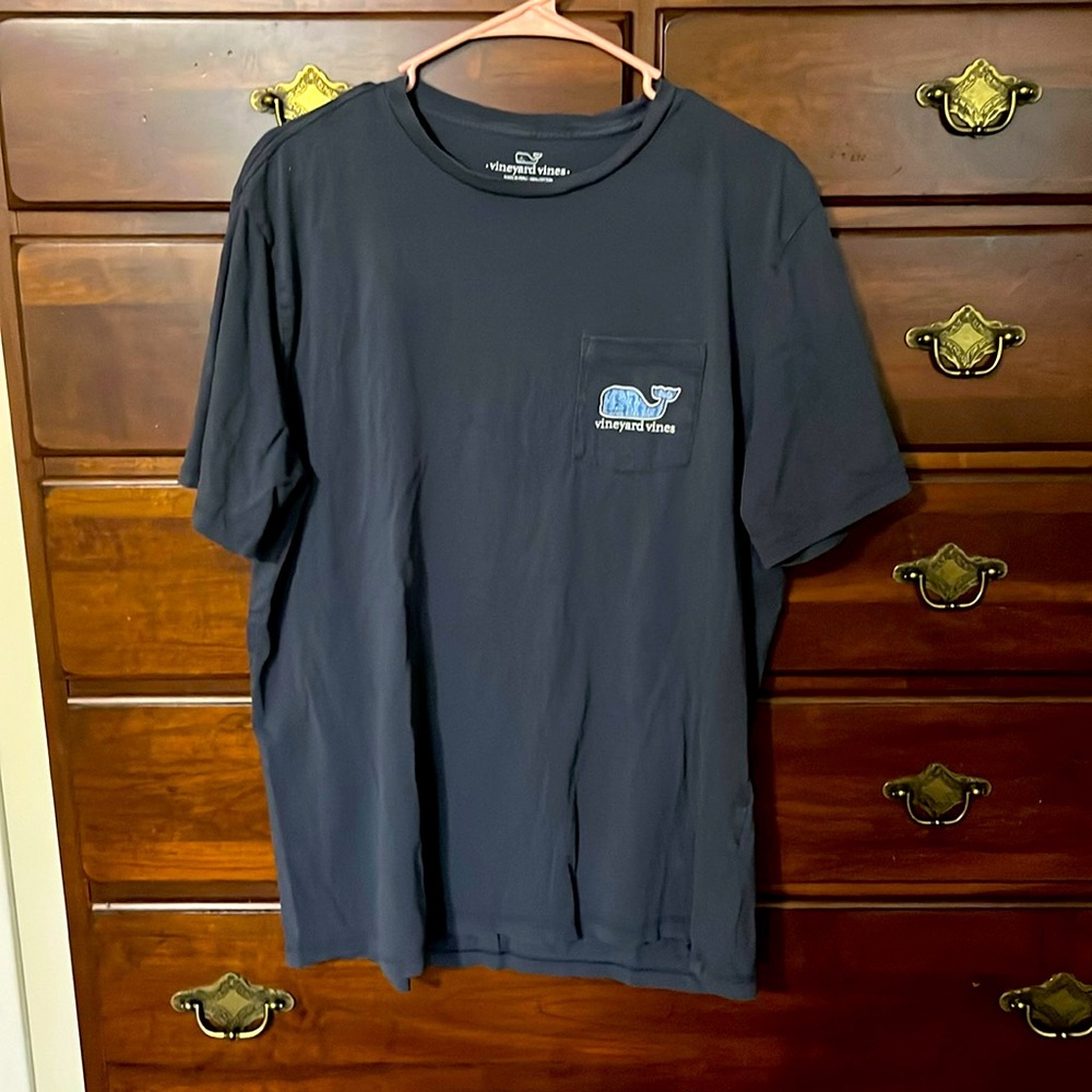 Vineyard vines tshirt